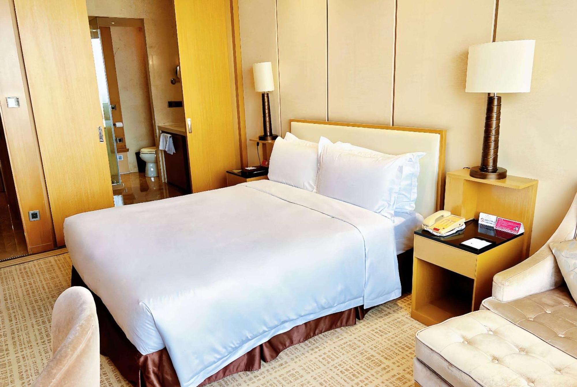 Ramada Plaza Qiandeng Kunshan Kunshan  Exterior foto